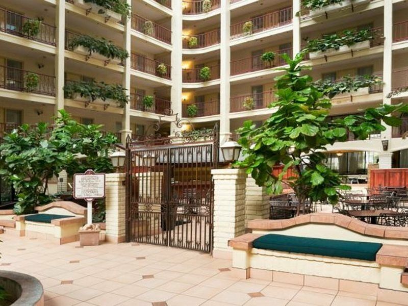Embassy Suites By Hilton Arcadia-Pasadena Area Exterior photo